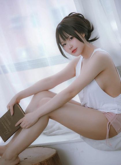 女室友自愿成为我的脚奴_蓝光手机在线看