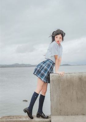韩国大胸女教师4_高清超清免费观看